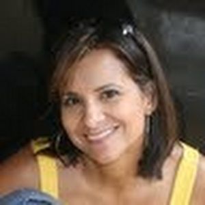 Meet your Posher, Simone